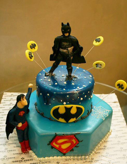 betmen i supermen torta d351